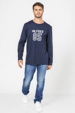 חולצה ארוכה עם הדפס גרפי בצבע נייבי