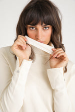 סריג צווארון גולף לנשים | קנת קול