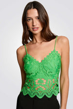 גופיית תחרה קרופ