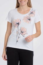 טישירט בצבע לבן הדפס פרחים