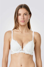 חזיית פוש אפ N*2 PRELUDE בצבע לבן