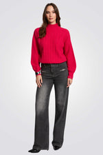 מכנסי ג'ינס רחבים בצבע אפור כהה