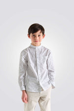 חולצה מכופתרת לילדים בצבע לבן עם הדפס