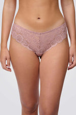 תחתון ברזילאי עם תחרה פרחונית | פמינה