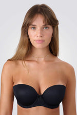 חזיית סטרפלס עם גב שקוף בצבע שחור