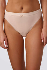 תחתוני ביקיני היי לג בשילוב תחרה | פמינה