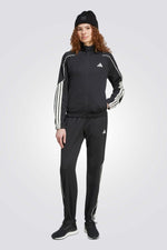 חליפת אימון לנשים