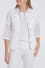 ג'קט שרוולי שלושת רבעי בצבע לבן