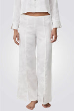 מכנסי פיג'מה NANDA V2 בצבע לבן