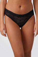 תחתון תחרה ביקיני בצבע שחור