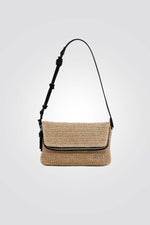 תיק קלוע אופנתי לנשים בצבע בז'