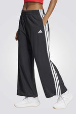 מכנסיים ארוכים ממותגים לנשים | אדידס