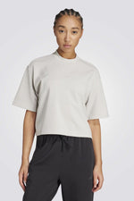 טישירט קצרה בטקסטורת וואפל | אדידס