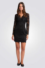 שמלת תחרה מיני שחורה | מורגן