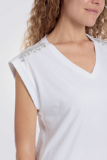 חולצת טי שירט לבנה ללא שרוולים