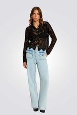 חולצת תחרה לנשים בצבע שחור | מורגן