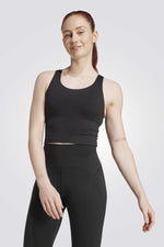 טופ ספורט בצבע שחור לנשים | אדידס