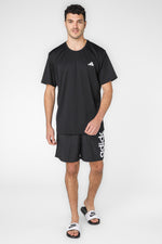 טי שירט ספורט בצבע שחור