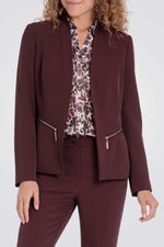 ג'קט מחוייט בצבע בורדו