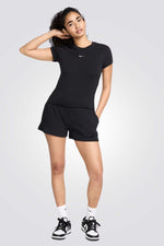 טישירט Nike Sportswear Chill Knit לנשים