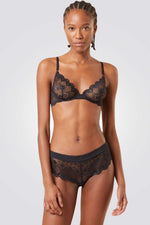 חזיית תחרה ללא ריפוד SKY שחורה