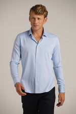 חולצה מכופתרת חלקה בגזרת מודרן פיט | קנת קול