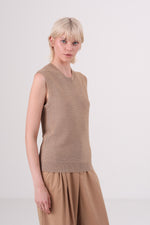 גופיית סריג מטאלי לנשים