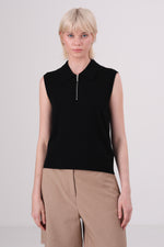 גופיית פולו רוכסן ללא שרוולים לנשים