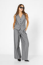 ווסט קצר עם פסים בצבע אפור | קנת קול