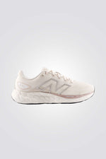 נעלי ספורט לנשים בצבע שמנת | ניו באלאנס