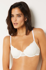 חזיית תחרה בריפוד קל IDOLE בצבע קרם