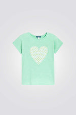 טישירט לילדות בצבע ירוק עם הדפס לב פרחוני