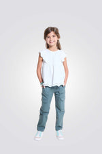 חולצה חגיגית לילדות בצבע לבן