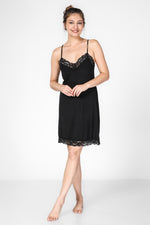 כותונת לנשים בצבע שחור