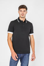 חולצת פולו לייקרה לגבר בצבע שחור