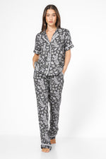 סט פיג’מה מכופתרת LEOPARD MICKEY