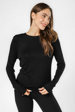 חולצת ריב ארוכה עם צוארון עגול בצבע שחור