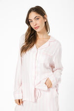 סט פיג’מה מכופתרת מבד פלנל בצבע ורוד