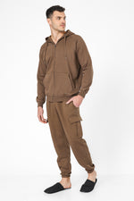 מכנסי פוטר עם כיסי דגמ”ח בצבע חום