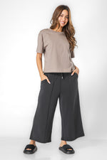 מכנסיים באורך 7/8 לנשים