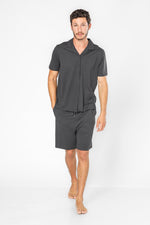 סט פיג’מה מכופתרת קצרה לגבר