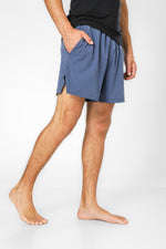 מכנסי ריצה קצרים 5 אינץ'