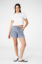 מכנסיים קצרים דמויי ג'ינס