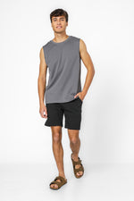 גופייה לגבר עם צווארון עגול