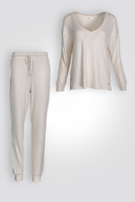 סט פיג'מה צווארון וי | דלתא