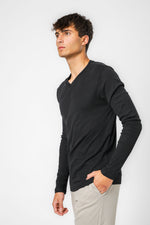 מארז 2 חולצות V שרוול ארוך שחור