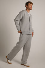 מכנסי טרנינג עם לוגו מובלט | קנת קול