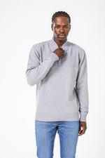 סריג עם צווארון V ורוכסן בצבע אפור בהיר