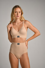 חזיה מרופדת ריב רחב אל-תפר בצבע ניוד