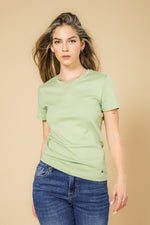 טישירט כותנה פרימיום גזרה צמודה בצבע ירוק